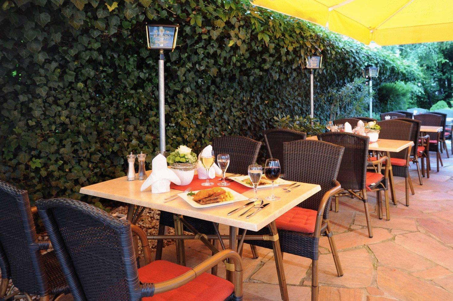 Hotel & Restaurant Hugenottengarten Friedrichsdorf Bagian luar foto